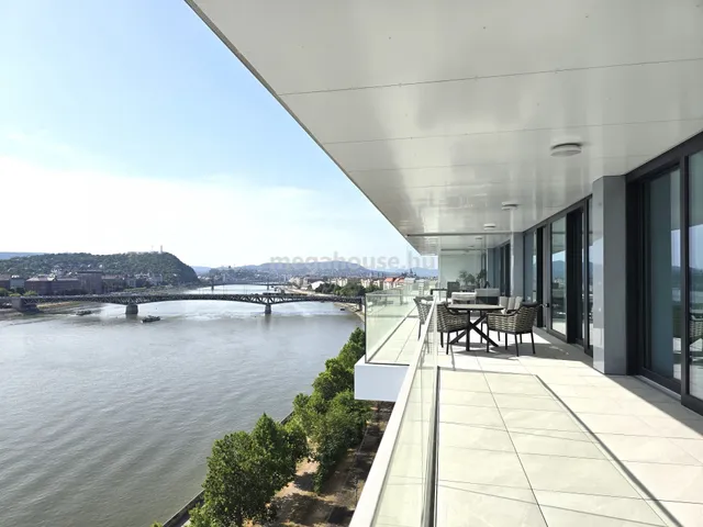 Kiadó lakás Budapest IX. kerület 147 nm
