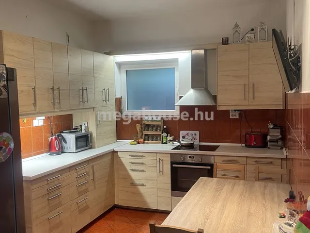 Eladó ház Budapest XXII. kerület, Budatétény 225 nm
