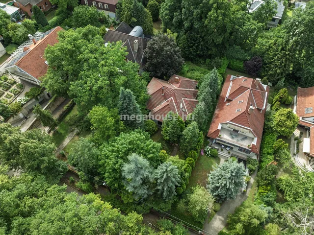 Eladó ház Budapest II. kerület, Adyliget 140 nm