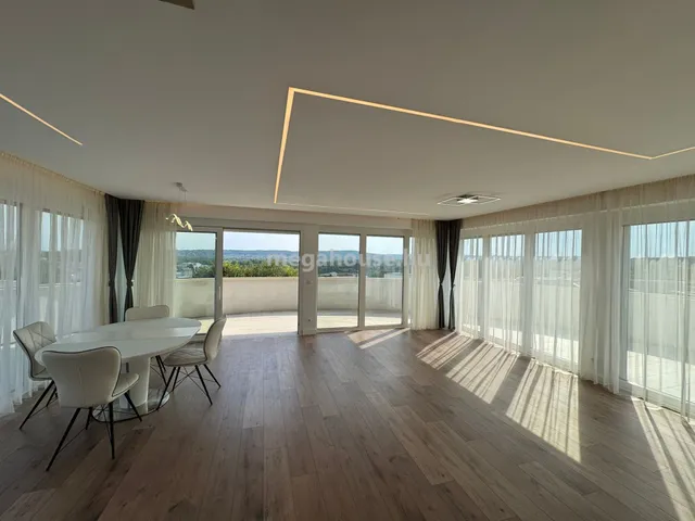 Kiadó lakás Budapest XI. kerület, Madárhegy 100 nm