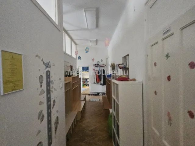 Eladó kereskedelmi és ipari ingatlan Budaörs 172 nm