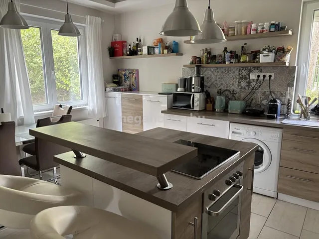 Kiadó lakás Budapest XII. kerület, Németvölgy 60 nm