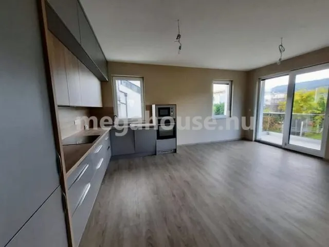 Kiadó lakás Budapest XI. kerület, Madárhegy 64 nm