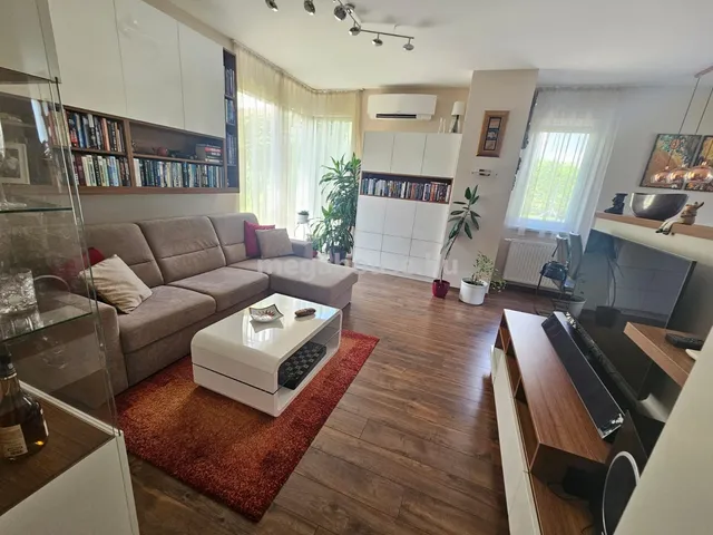 Kiadó lakás Budapest XI. kerület, Madárhegy 53 nm