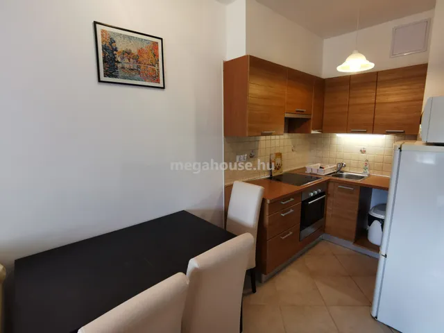 Kiadó lakás Budapest XI. kerület, Madárhegy 45 nm