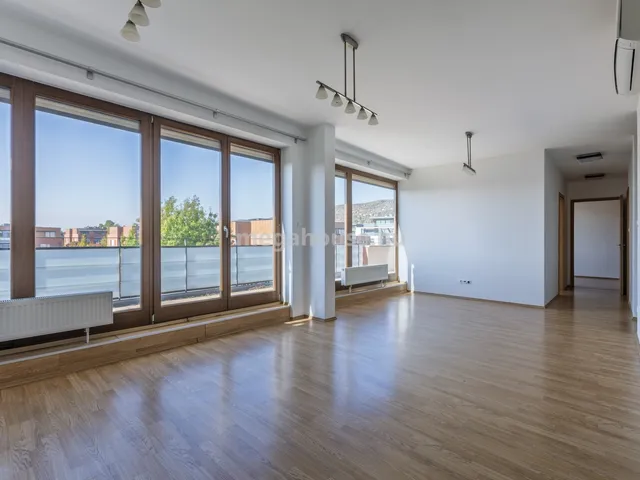 Eladó lakás Budapest XI. kerület, Spanyolrét 73 nm
