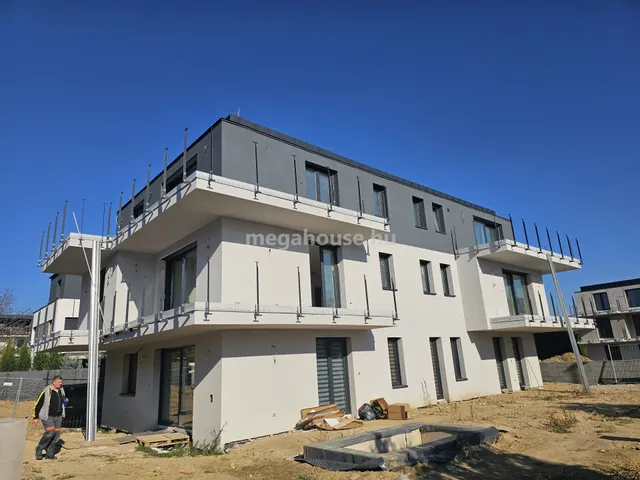 Eladó lakás Budapest XI. kerület, Madárhegy 132 nm