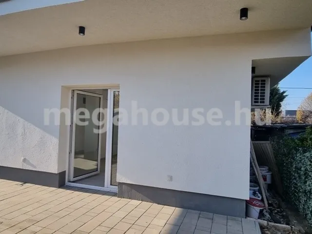 Eladó ház Budaörs 52 nm