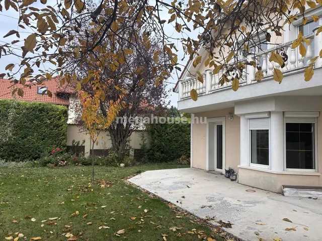 Eladó ház Budaörs 136 nm