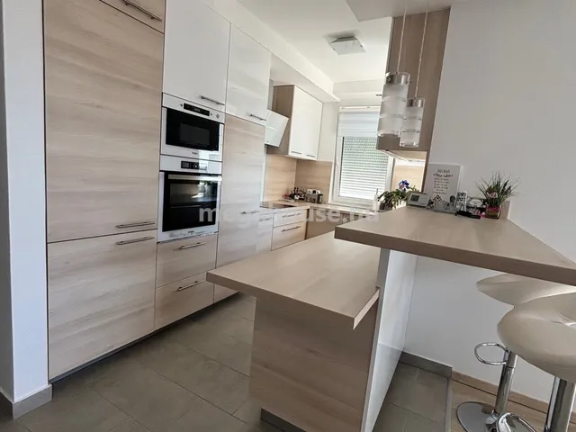 Eladó lakás Budapest XI. kerület, Madárhegy 110 nm