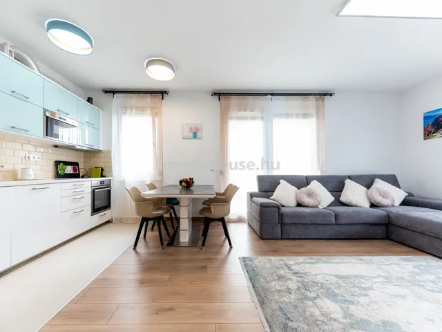 Eladó lakás Budapest XI. kerület, Madárhegy 96 nm