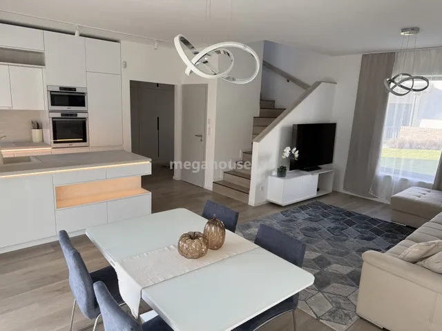 Eladó lakás Budapest XI. kerület, Madárhegy 100 nm