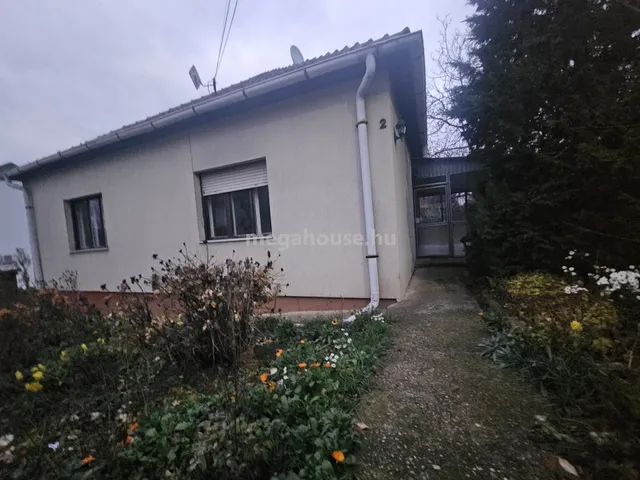 Eladó ház Budaörs 80 nm