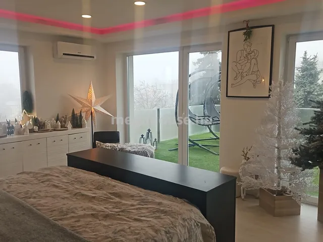 Eladó lakás Budapest XI. kerület, Madárhegy 87 nm