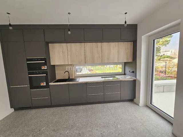 Eladó lakás Budapest XI. kerület, Madárhegy, Zsázsa utca 86 nm