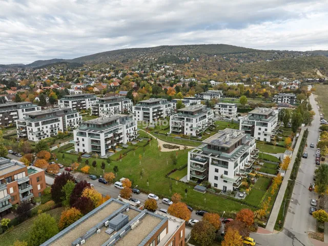 Eladó garázs Budapest XI. kerület, Spanyolrét 20 nm