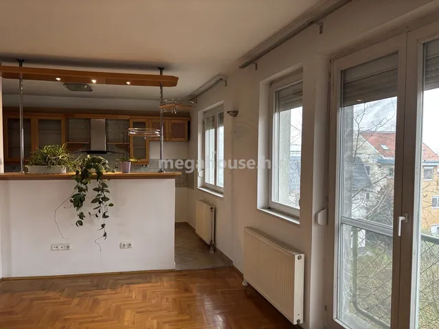 Kiadó lakás Budapest XI. kerület 111 nm