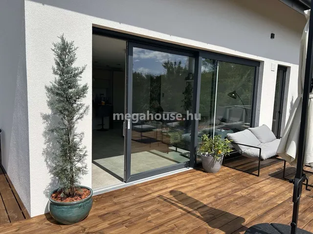 Eladó ház Budaörs 170 nm