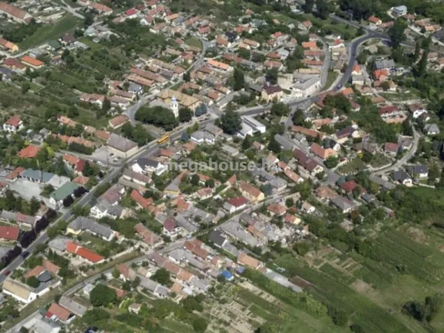 Eladó telek Sóskút 1847 nm