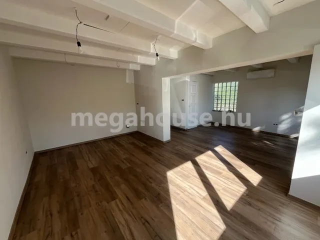 Kiadó kereskedelmi és ipari ingatlan Budaörs, Budapesti út 40 nm