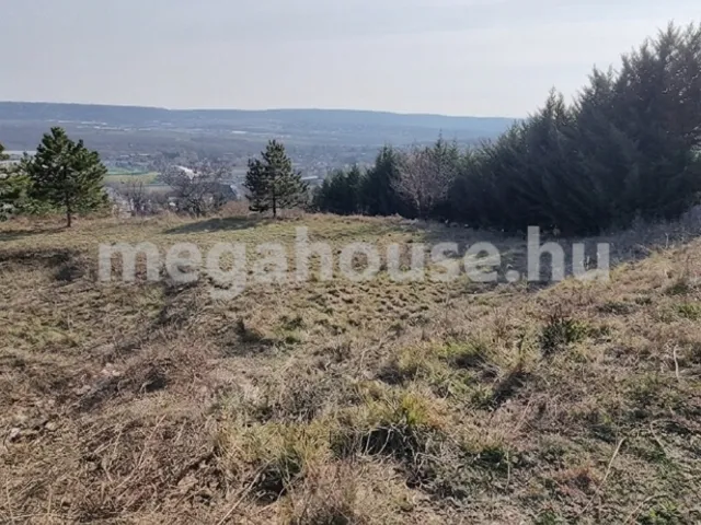 Eladó telek Budaörs 1086 nm