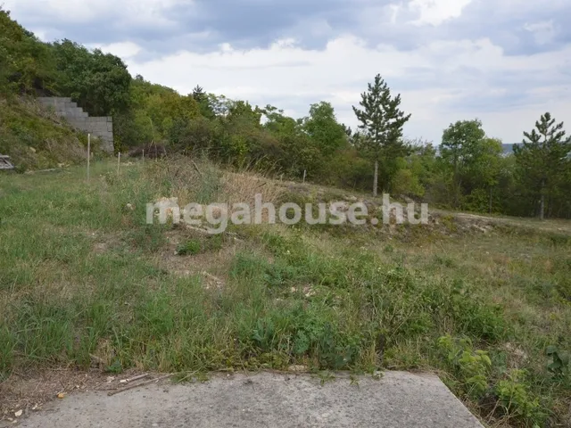 Eladó telek Budaörs 1086 nm