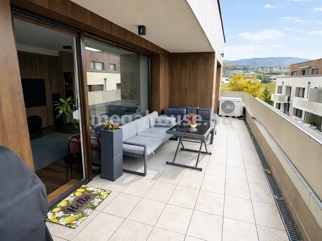 Eladó lakás Budapest XI. kerület, Madárhegy 103 nm