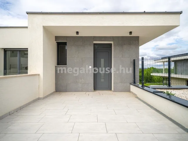 Eladó lakás Törökbálint 84 nm