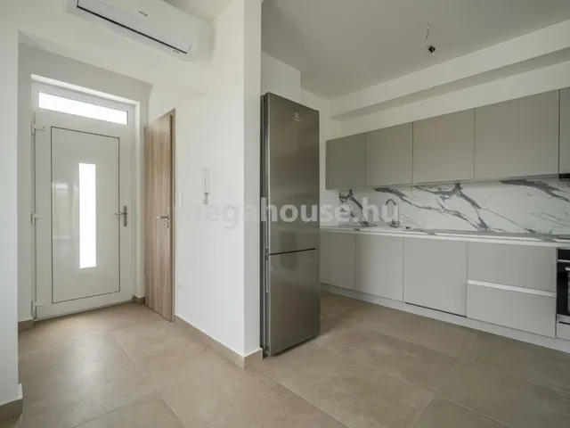 Eladó lakás Törökbálint, Balassi Bálint u 84 nm