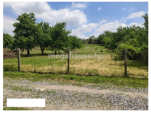 Eladó telek Törökbálint 3552 nm