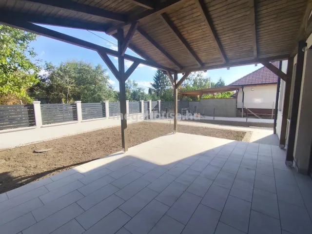 Eladó ház Tordas 138 nm