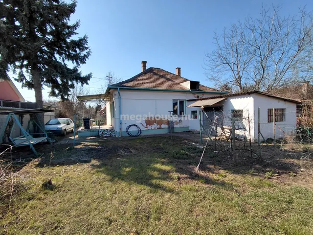 Eladó telek Tárnok 80 nm