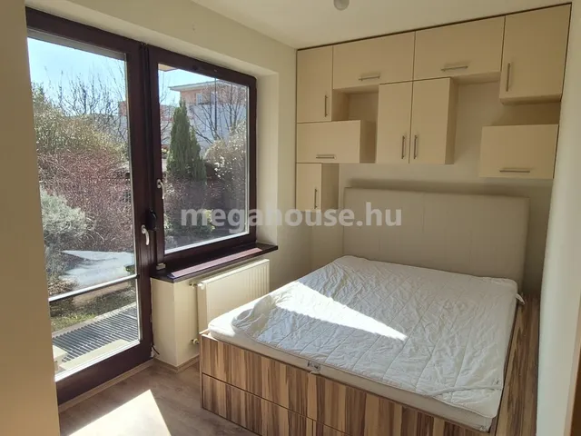 Eladó lakás Budapest XI. kerület, Madárhegy, Facsemete utca 112 nm