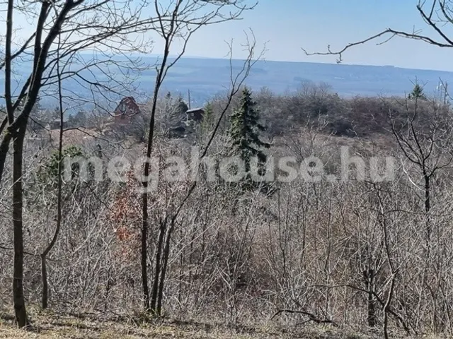 Eladó telek Biatorbágy 1848 nm