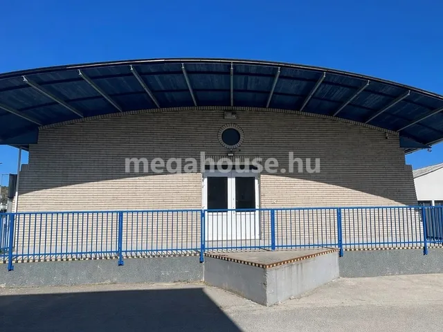 Kiadó kereskedelmi és ipari ingatlan Budaörs 400 nm