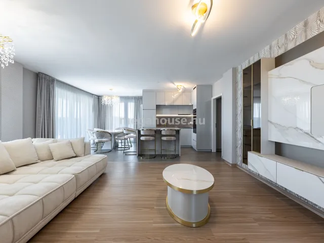 Eladó lakás Budapest XI. kerület, Madárhegy 163 nm