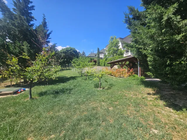 Eladó telek Budaörs 1299 nm