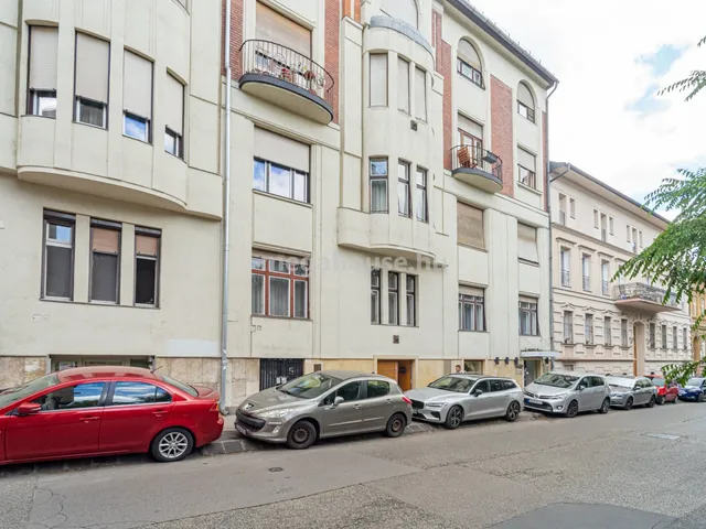 Eladó kereskedelmi és ipari ingatlan Budapest I. kerület, Donáti utca 122 nm