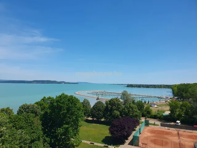 Eladó lakás Balatonföldvár 21 nm