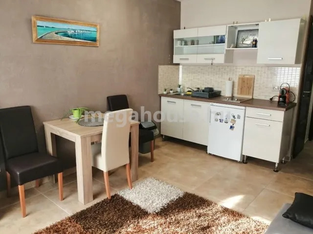 Eladó lakás Balatonföldvár 21 nm