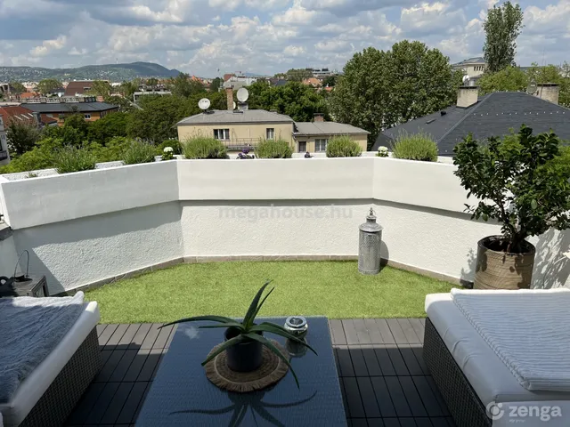 Eladó lakás Budapest VI. kerület 142 nm