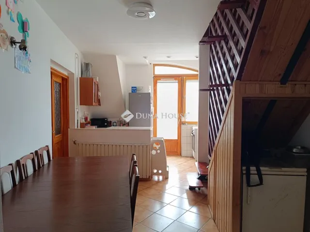 Eladó lakás Szeged, Damjanich utca 96 nm