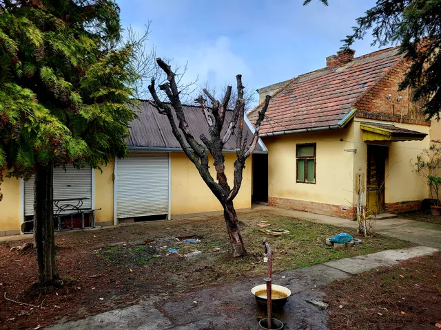 Eladó ház Szeged 70 nm