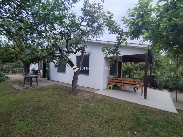 Eladó ház Szeged, Kókusz utca 25 nm