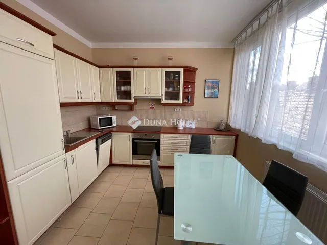 Kiadó lakás Szeged 75 nm