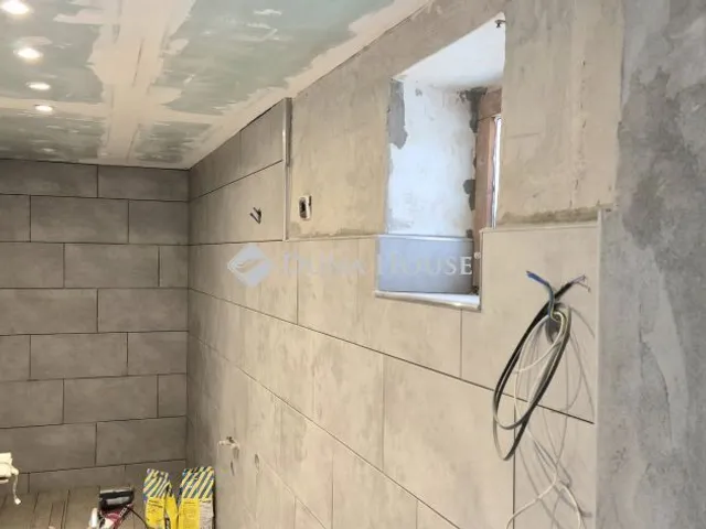 Eladó ház Hódmezővásárhely, Agyag utca 100 nm