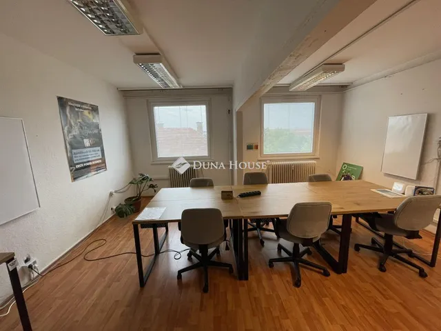 Kiadó kereskedelmi és ipari ingatlan Szeged 65 nm