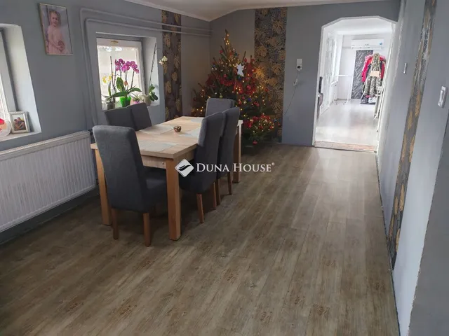 Eladó ház Tótkomlós, Ótemető sor 82 nm