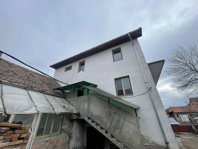 Eladó ház Szeged 226 nm