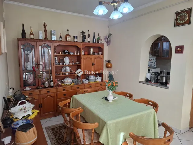 Eladó ház Bácsalmás, Gróf Széchenyi István utca 100 nm